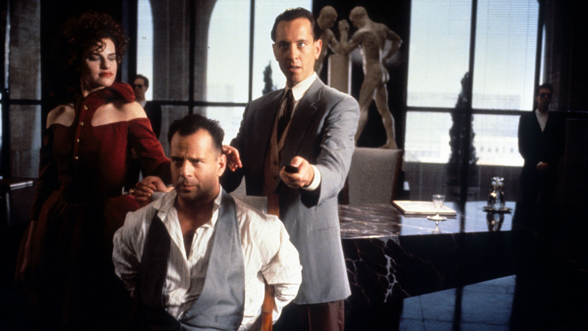 Hudson Hawk | VERN'S REVIEWS on the FILMS of CINEMA