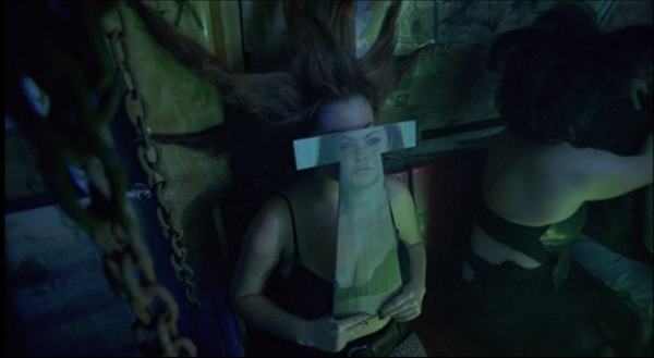 Kari Wuhrer Sex Gif - Hellraiser: Deader | VERN'S REVIEWS on the FILMS of CINEMA